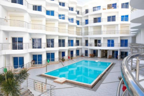 Daily rent studio pool view